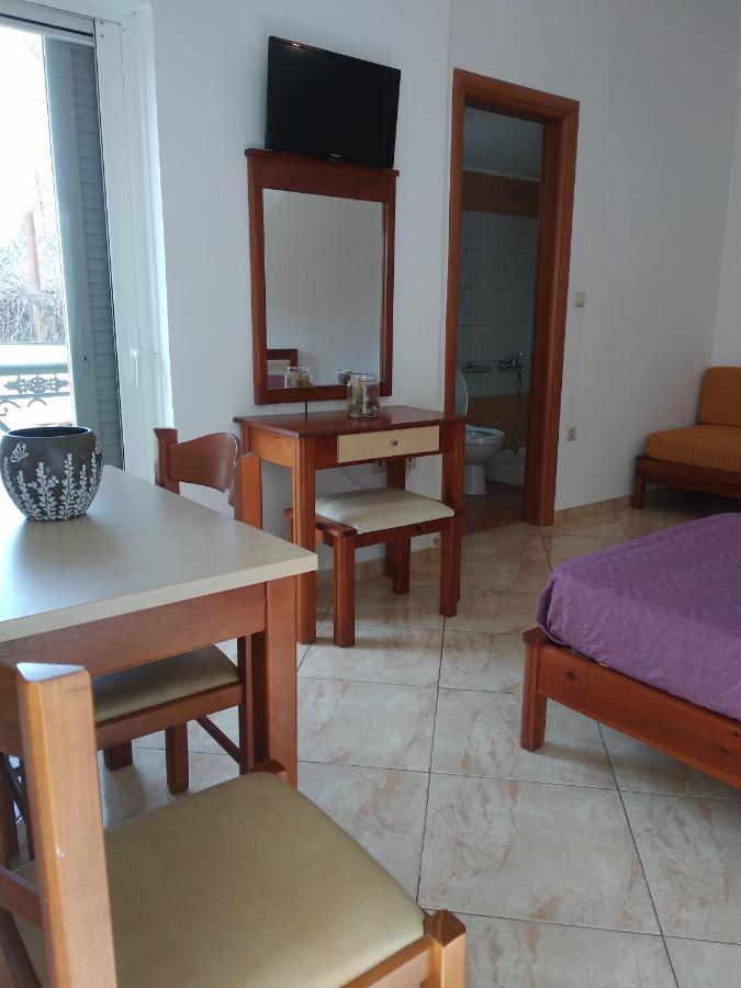 Ton Mari Apartments 帕琉乔拉 外观 照片