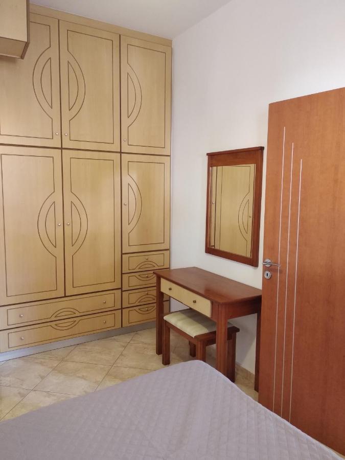 Ton Mari Apartments 帕琉乔拉 外观 照片