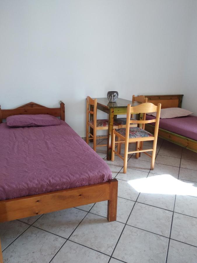 Ton Mari Apartments 帕琉乔拉 外观 照片