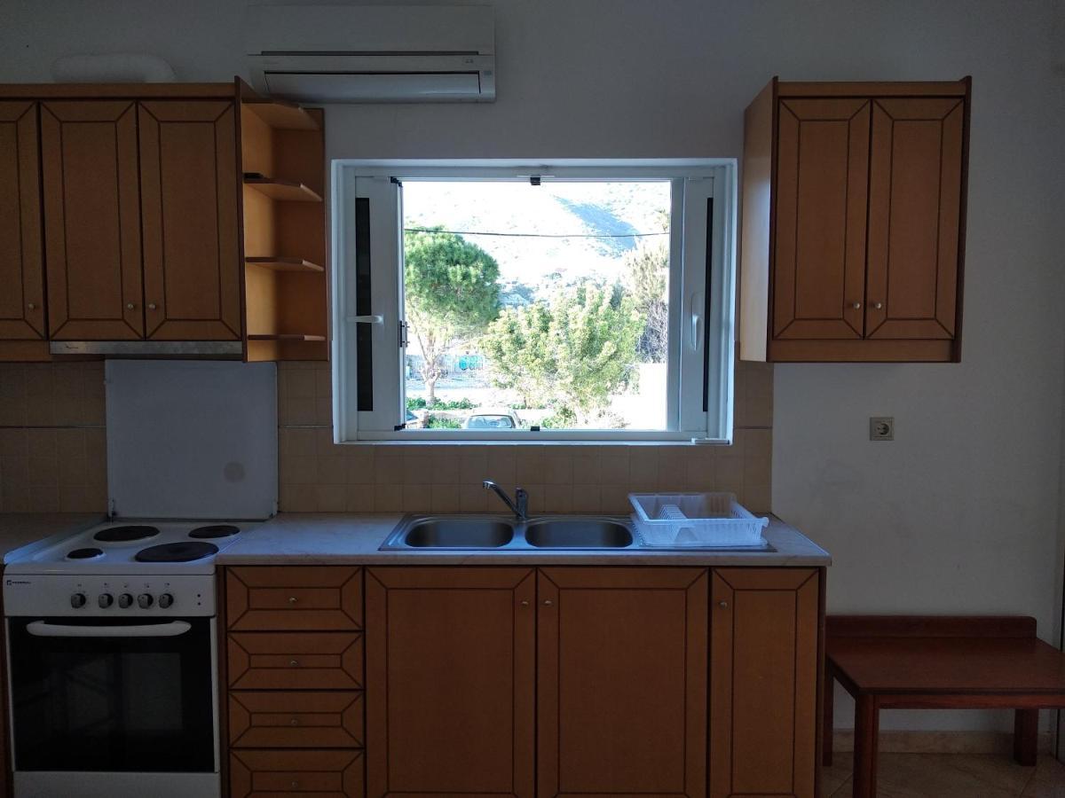 Ton Mari Apartments 帕琉乔拉 外观 照片